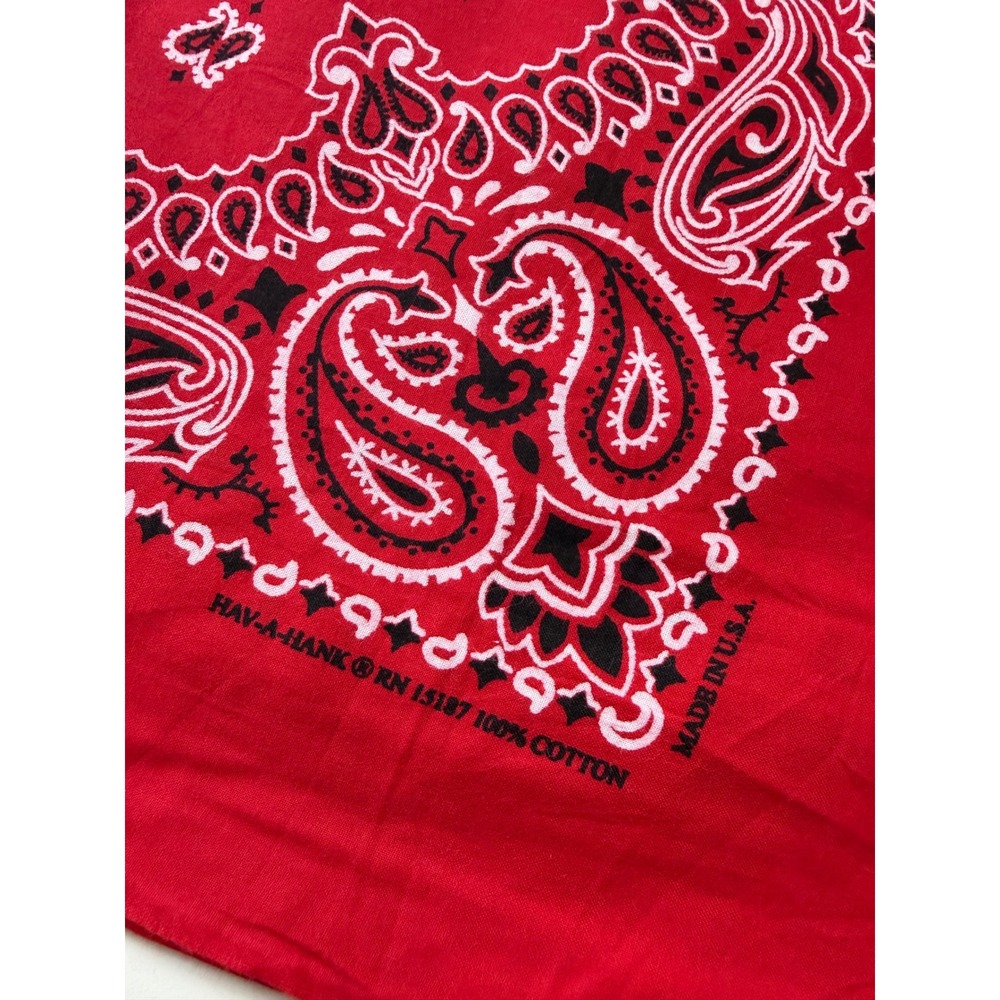 Vintage Bandana Paisley Red Cotton 2 yds Fabric Hav-a-Hank Made in USA 15187